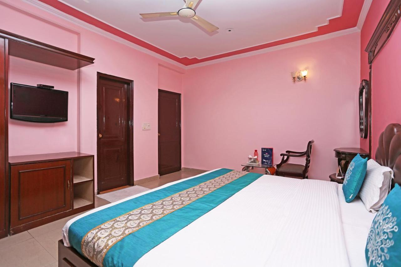 Oyo Near Mg Road Near Aravali Biodiversity Park Gurgaon Exterior foto